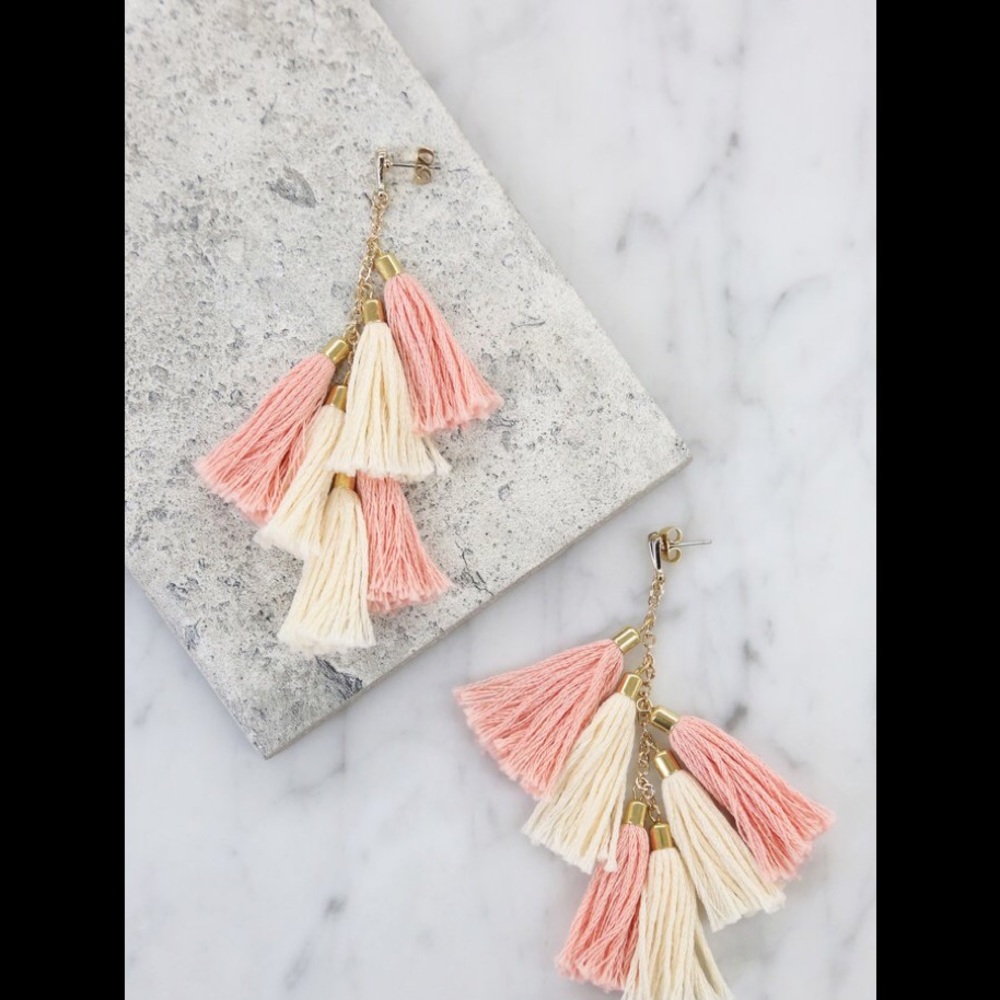 NWT ettika tassell earings - Picture 1 of 2